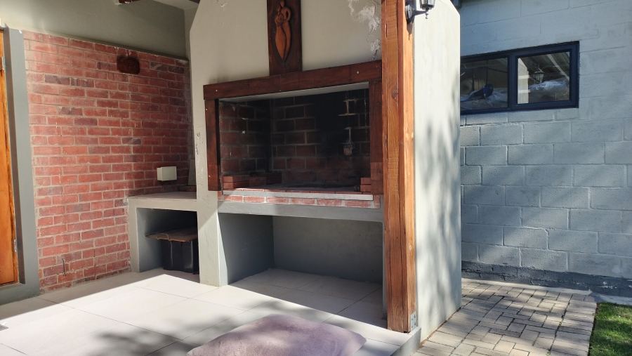 2 Bedroom Property for Sale in Groot Brakrivier Central Western Cape